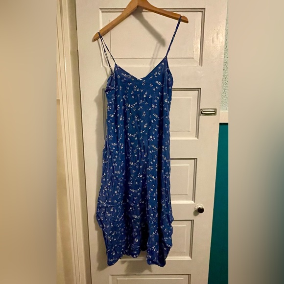 Gap mid length flowy dress with pockets - Picture 3 of 6